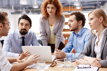 上门持判决书追讨债务合法吗？